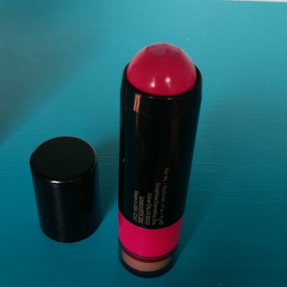 Makeup - Picture 5 of 6